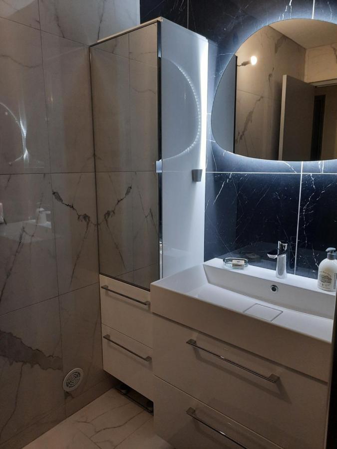 Mon Petit Paradis, Cassis Centre Apt 90 M2, 200 M Mer, Terr Plein Sud, Clim Park Prive Buitenkant foto